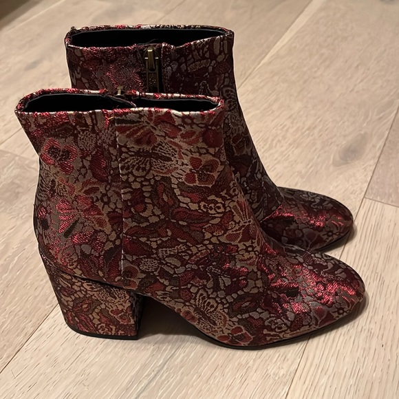 Cute Ankle boots - Picture 2 of 6